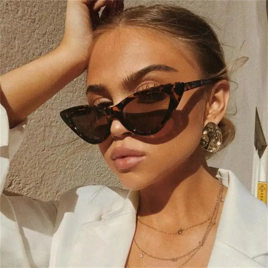 Luxury Cat Eye Retro Sunglasses - Vintage Fashion UV400 Eyewear