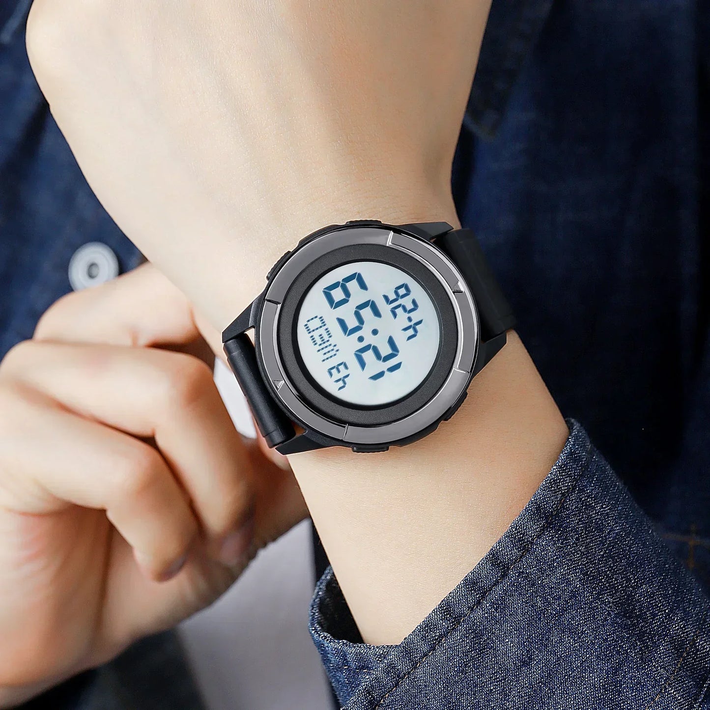 Professional Waterproof Digital Chronograph Watch - 5Bar Sports Watch