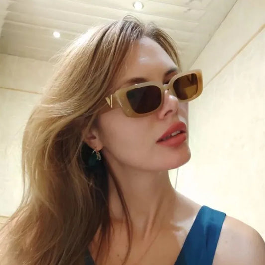Retro Frame Rectangle Sunglasses - Travel Fashion UV400 Eyewear