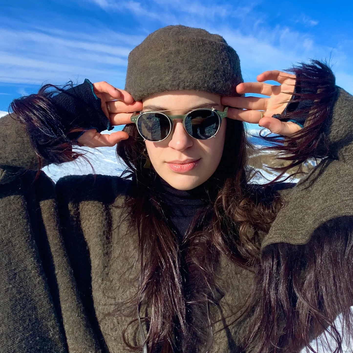Classic Retro Rivet Polarized Sunglasses - Premium Scratch-Resistant Eyewear