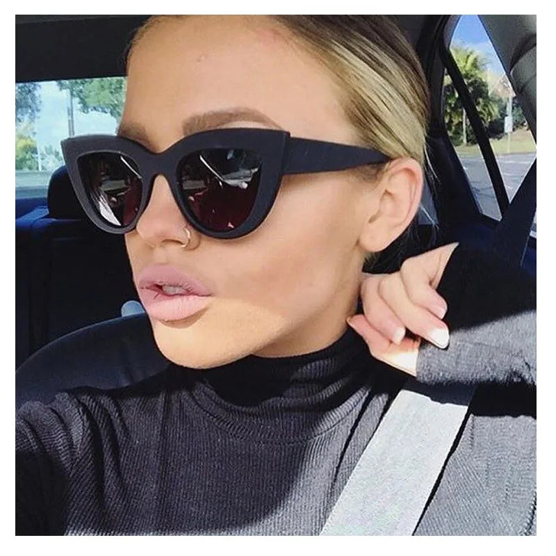 Stylish Retro Cat Eye Sunglasses - Premium UV400 Fashion Eyewear