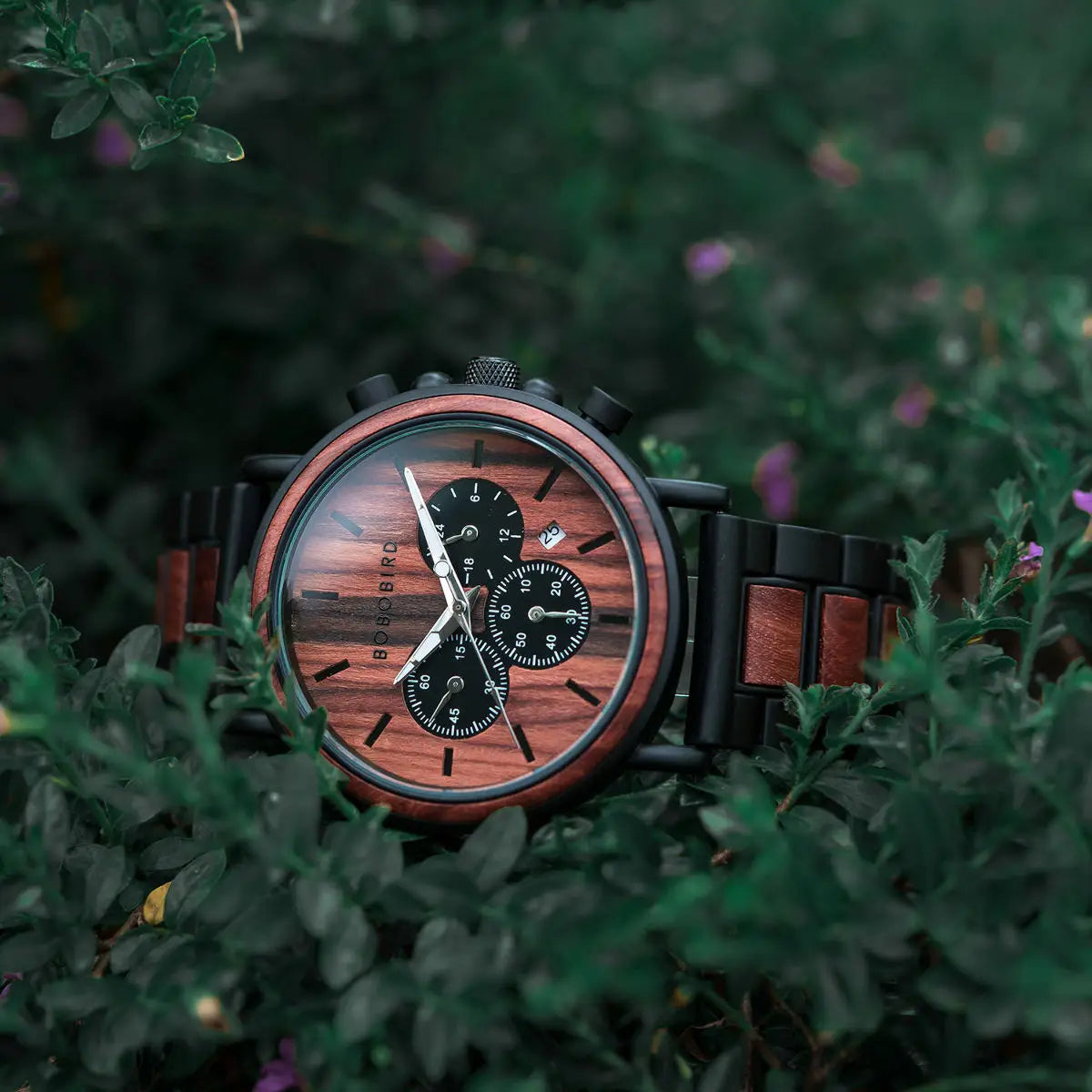 Luxury Military Chronograph Watch - Wood and Stainless Steel Design