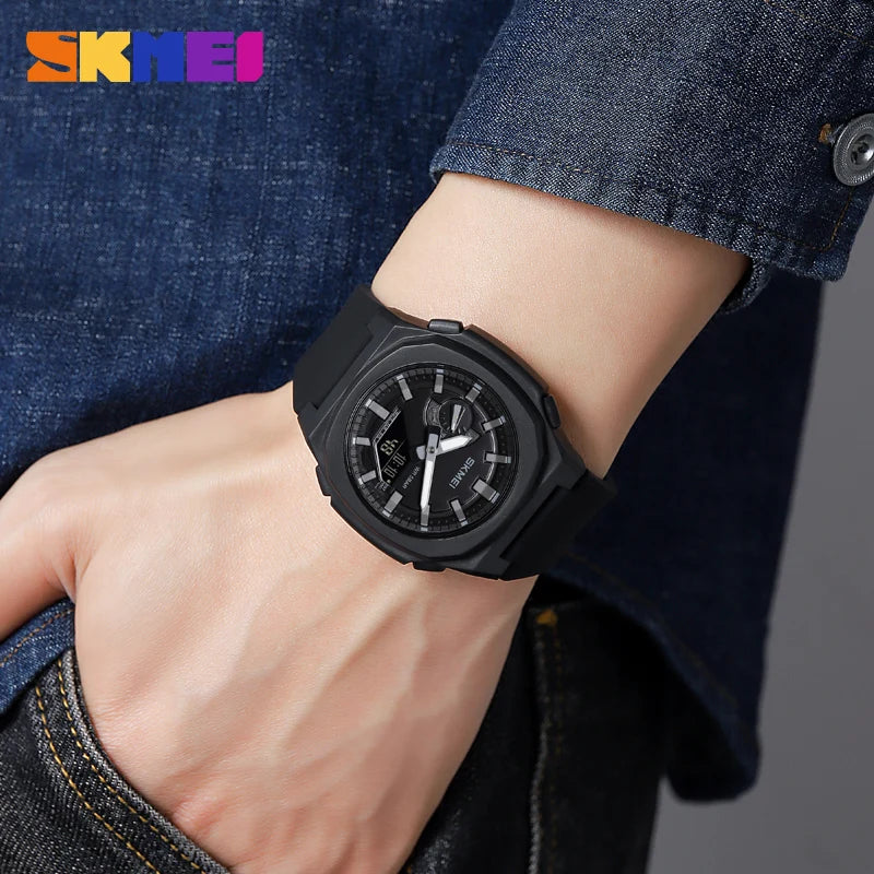 Chrono Waterproof Digital Watch - Multifunctional Sports Timepiece